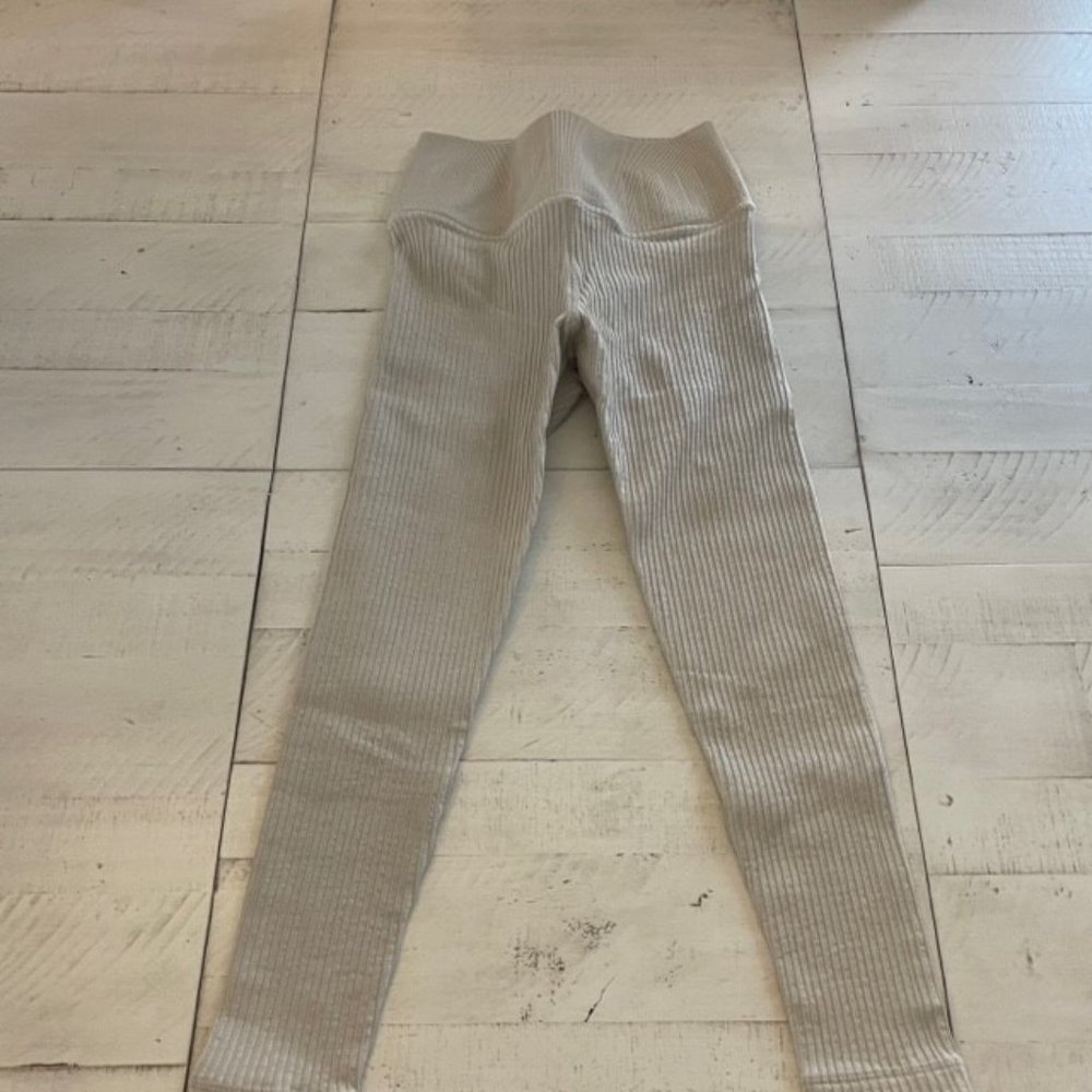 Avocado Rib  legging - Picture 3 of 5
